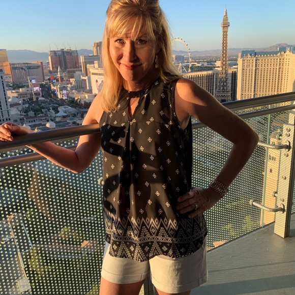 Meet Cheryl - Picture 2 of 3